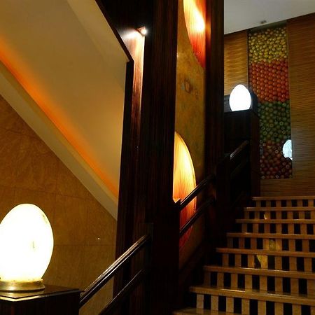 Base-Sanlitun Serviced Apartment Πεκίνο Εξωτερικό φωτογραφία