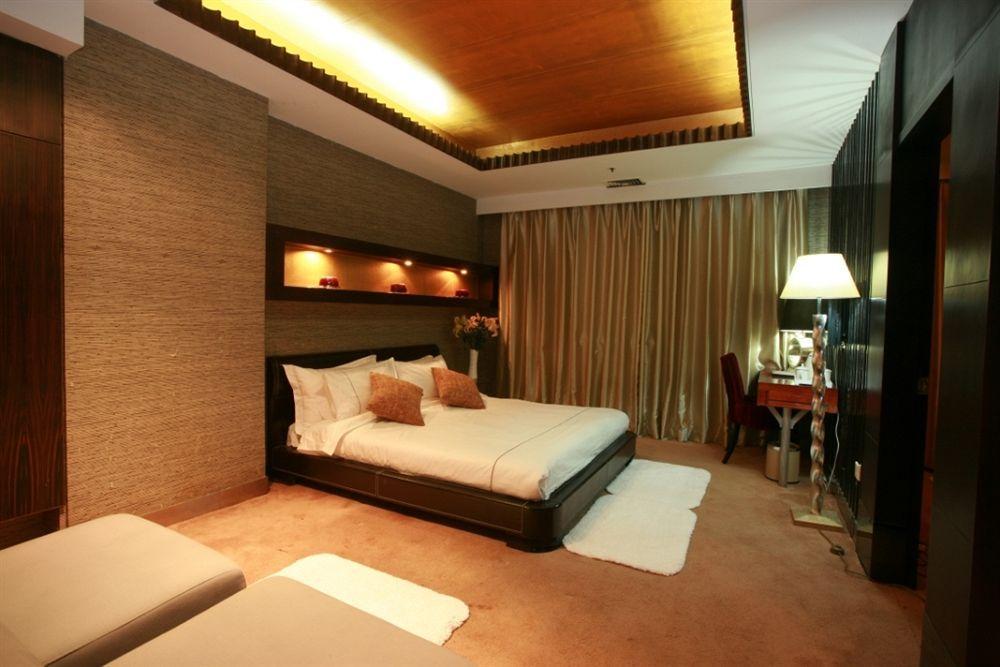 Base-Sanlitun Serviced Apartment Πεκίνο Εξωτερικό φωτογραφία